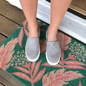 Steve Madden Hilda Platform Slip-On Sneaker